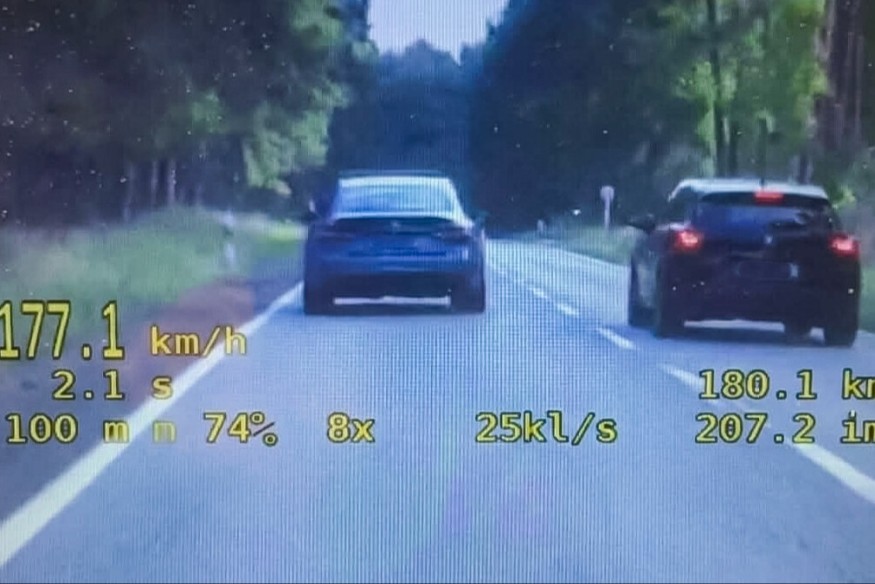 Korne: Kierowca porsche jechał 177 km/h. Stracił prawo jazdy